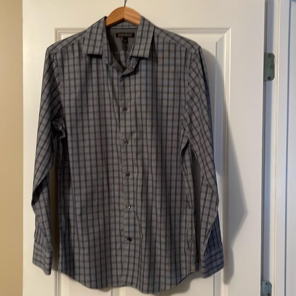Long sleeve, 100% cotton, casual button-down shirt